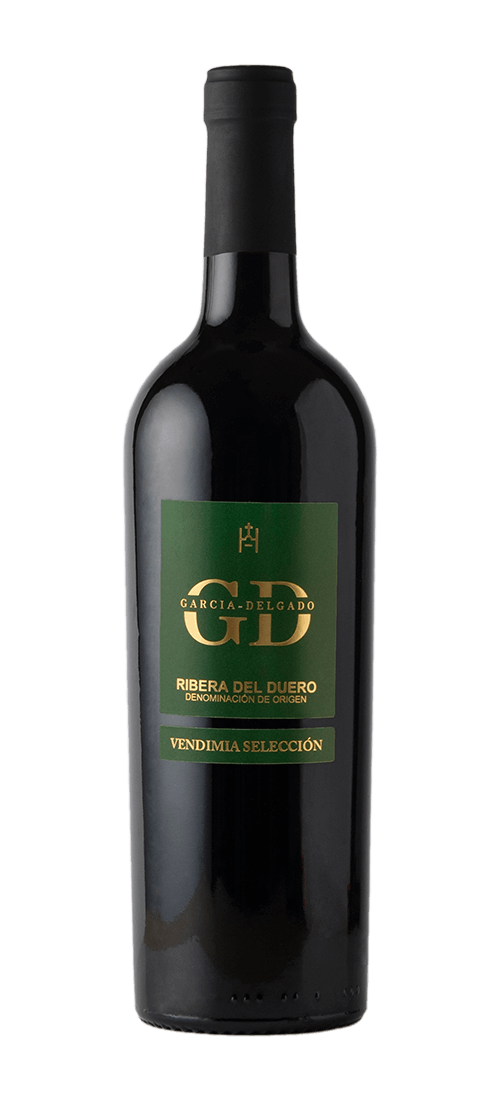 
					<h3 class='esp-20-bottom'>GD VENDIMIA SELECCIÓN</h3>
					<p class='esp-20-bottom'>El fruto de cepas de hasta cinco generaciones nos han dejado el mejor de los legados, cuya herencia aprovechamos para producir unos vinos de gran dignidad, superiores a sí mismos. Rojo intenso con aromas de fruta madura y matices de madera fina de roble. Estructurado en el paladar, cuerpo complejo, espaciado y circular. Gran equilibrio y de recorrido largo.</p>
					<div class='flex flex-space-between'>
						<div class='w-40'>
							<div class='detalles'>
								<img src='images/cosecha.png' class='icodetalle'>
								<p class='txtdetalle'><strong>Maceración</strong><br/>de 15 a 21 días.</p>
							</div>
							<div class='detalles'>
								<img src='images/variedad.png' class='icodetalle'>
								<p class='txtdetalle'><strong>Variedad</strong><br/>100% tinta del país</p>
							</div>
							<div class='detalles'>
								<img src='images/vinedo.png' class='icodetalle'>
								<p class='txtdetalle'><strong>Viñedo</strong><br/>15-20 años</p>
							</div>
							<div class='detalles'>
								<img src='images/elaboracion.png' class='icodetalle'>
								<p class='txtdetalle'><strong>Elaboración</strong><br/>Despalillado. Fermentación alcohólica a 25º en depósito de hormigón. Fermentación maloláctica. Clarificación y trasiegos. Posteriormente pasa a barricas entre 6 y 10 meses y a botella.</p>
							</div>
							<div class='detalles'>
								<img src='images/tipo.png' class='icodetalle'>
								<p class='txtdetalle'><strong>Análisis sensorial</strong><br/>Rojo picota muy cubierto, con tonos granates en capa fina. Aroma de intensidad alta, frambuesa, vainilla, canela, coco, cacao, chocolate, fruta en compota madura. Trufa y pimienta. Potente, carnoso, redondo, taninos dulces de la uva, glicérico y untuoso. Se aconseja decantar antes de su servicio.</p>
							</div>
						</div>
						<div class='w-40'>
							<div class='detalles'>
								<img src='images/produccion.png' class='icodetalle'>
								<p class='txtdetalle'><strong>Información de envasado:</strong><br/>Botella bordelesa seducción 75 cl.</p>
							</div>
							<div class='detalles'>
								<img src='images/denominacion.png' class='icodetalle'>
								<p class='txtdetalle'><strong>Denominación</strong><br/>D.O. Ribera del Duero</p>
							</div>
							<div class='detalles'>
								<img src='images/temperatura.png' class='icodetalle'>
								<p class='txtdetalle'><strong>Temperatura de servicio</strong><br/>16º a 18º C</p>
							</div>
							<div class='detalles'>
								<img src='images/vendimia.png' class='icodetalle'>
								<p class='txtdetalle'><strong>Vendimia</strong><br/>Manual</p>
							</div>
							<div class='detalles'>
								<img src='images/maduracion.png' class='icodetalle'>
								<p class='txtdetalle'><strong>Gastronomía</strong><br/>Carnes blancas y rojas, caza menor, asados, guisos de carne, carnes confitadas, embutidos, y quesos curados y cremosos.</p>
							</div>
							<div class='detalles'>
								<img src='images/crianza.png' class='icodetalle'>
								<p class='txtdetalle'><strong>Crianza</strong><br/>6-10 meses en barrica de roble americano y francés y mínimo 3 meses en botella</p>
							</div>
							<div class='detalles'>
								<img src='images/grado.png' class='icodetalle'>
								<p class='txtdetalle'><strong>Grado alcohólico</strong><br/>13.5 % vol</p>
							</div>
						</div>
					</div>
					<a href='https://www.amazon.es/dp/B0C3RH6P4N?ref=myi_title_dp' class='btn_compra' target='_blank'>Comprar</a>